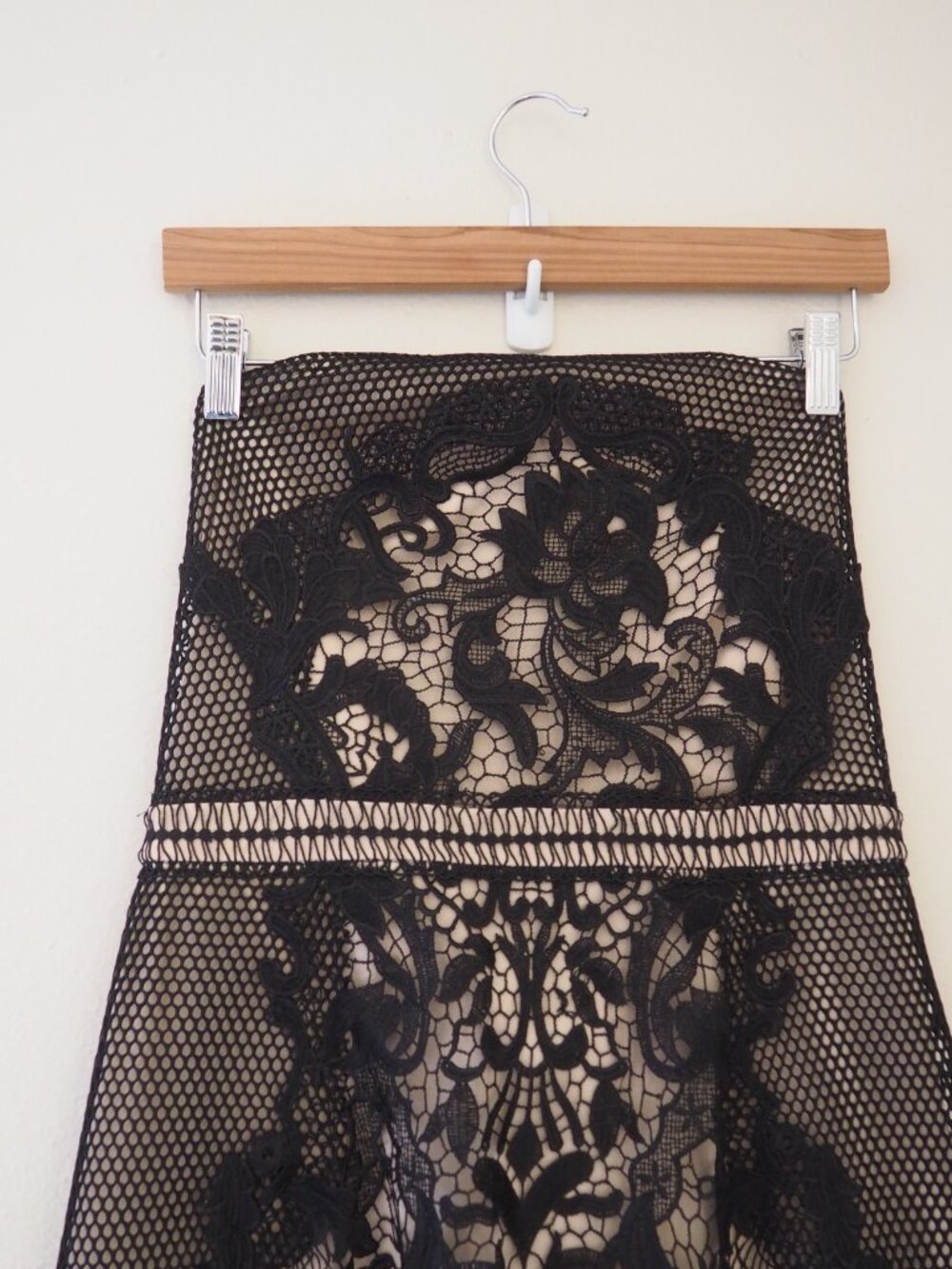 Express Black Lace Strapless Cocktail Dress sz 8 - Picture 3 of 7